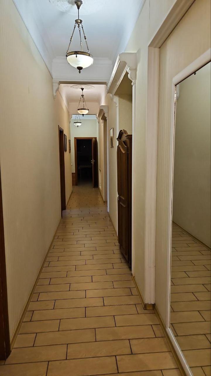 Bessarabka Apartments Kiev Eksteriør billede
